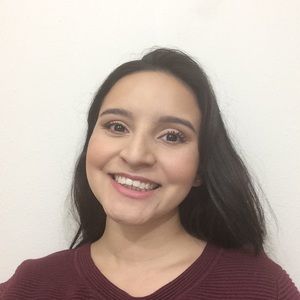 Meet your Posher, Stephanie